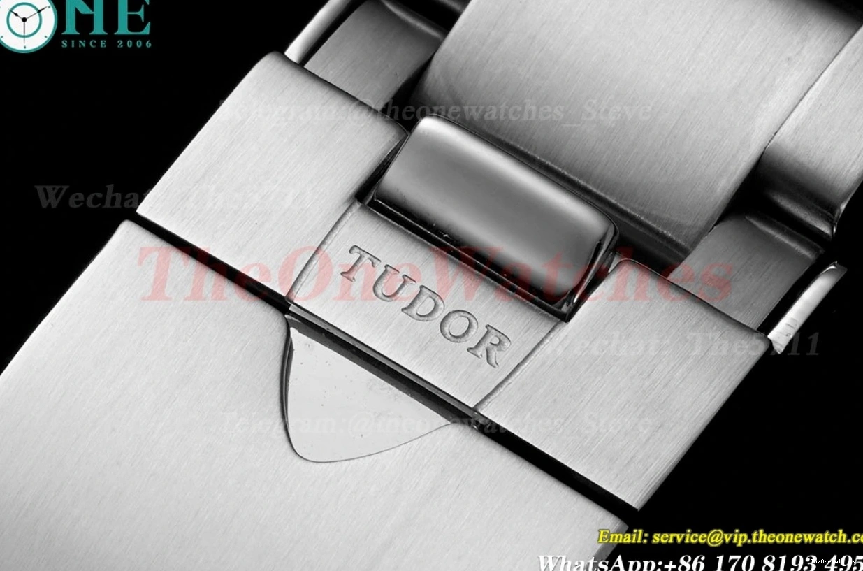 V4 Black KRF Dot Black 36mm SS SS Bay Heritage A2824 0127